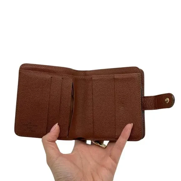 KT023: Louis Vuitton Monogram Bi-Fold Compact Wallet*COA - Picture 3 of 7